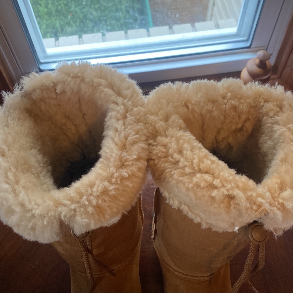 Ugg Great Condition. Perfect And Durable Winter B… - image 4